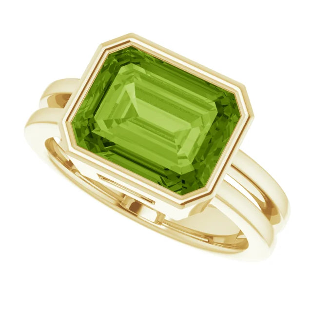 14K Yellow Gold 10x8 mm Peridot Ring