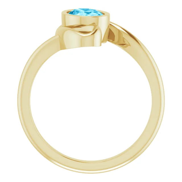 14K Yellow Gold 7x5 mm Oval Aquamarine Ring