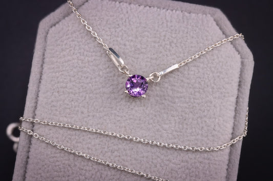 4 Prong Natural Amethyst Basket Necklace